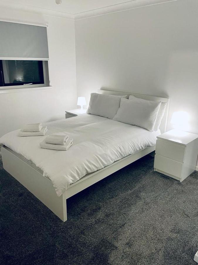 Modern 2 Bedroom Apartment With Free Parking Glasgow Kültér fotó