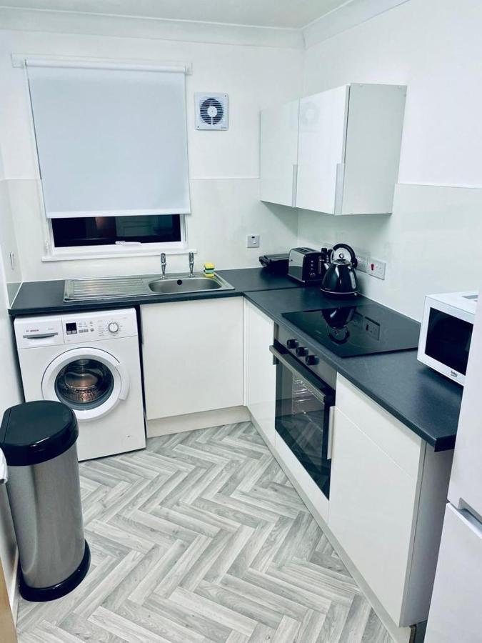 Modern 2 Bedroom Apartment With Free Parking Glasgow Kültér fotó