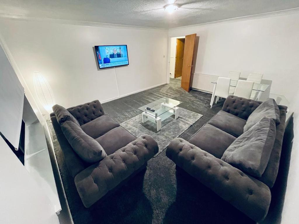 Modern 2 Bedroom Apartment With Free Parking Glasgow Kültér fotó