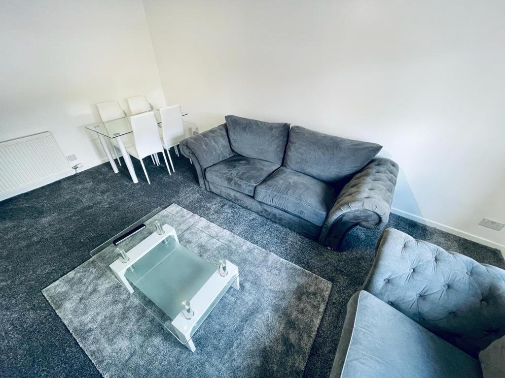 Modern 2 Bedroom Apartment With Free Parking Glasgow Kültér fotó
